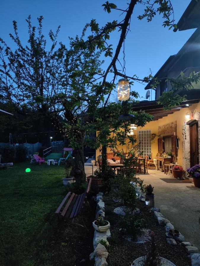 Casale Dei Ricordi Bed & Breakfast Arce Bagian luar foto