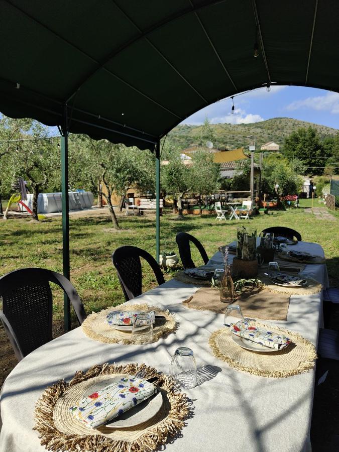 Casale Dei Ricordi Bed & Breakfast Arce Bagian luar foto